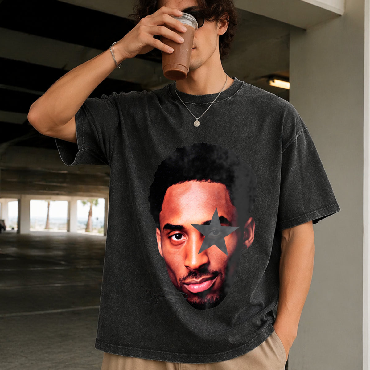 Kobe Bryant Portrait Vintage Washed T-Shirt in Black