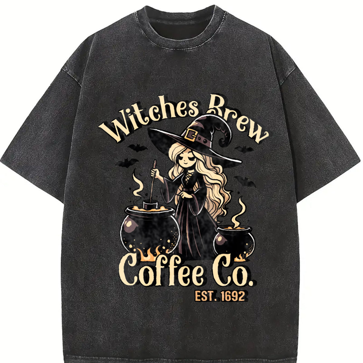 ' Retro Frayed Cuff Bat & Skull for & Halloween Costume Vintage Washed T-Shirt in Black