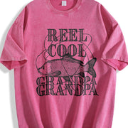 Dad Fishing Father's Day Reel Dad Papa Grandpa Classic Dad Vintage Washed T-Shirt in Red