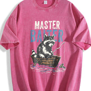 Retro Master Baiter Raccoon Fishing Vintage Washed T-Shirt in Red