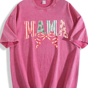 Christmas Mama Retro Mom Vintage Washed T-Shirt in Red