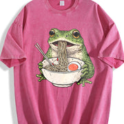 Frog Ramen Retro Frog Eating Noodles Vintage Washed T-Shirt in Red