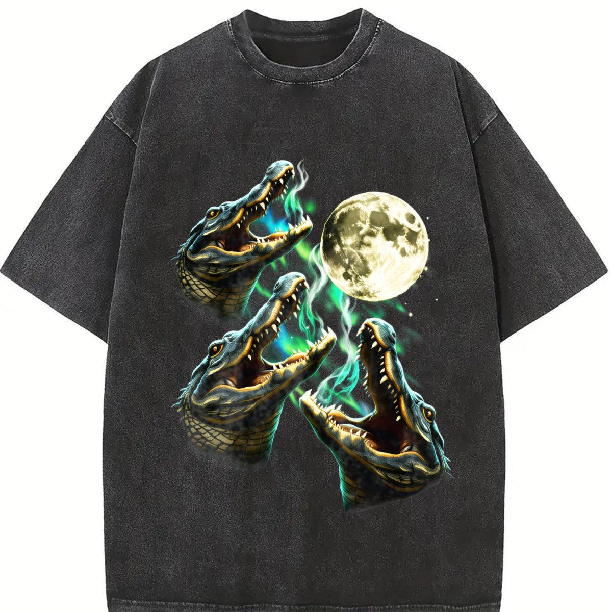 Crocodile Howling to Moon 90s Vintage Washed T-Shirt in Black