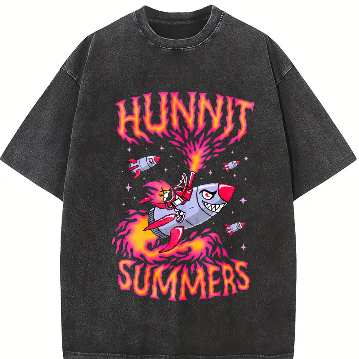 Hunnit Summers Vintage Washed T-Shirt in Black