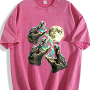 Crocodile Howling to Moon 90s Vintage Washed T-Shirt in Red