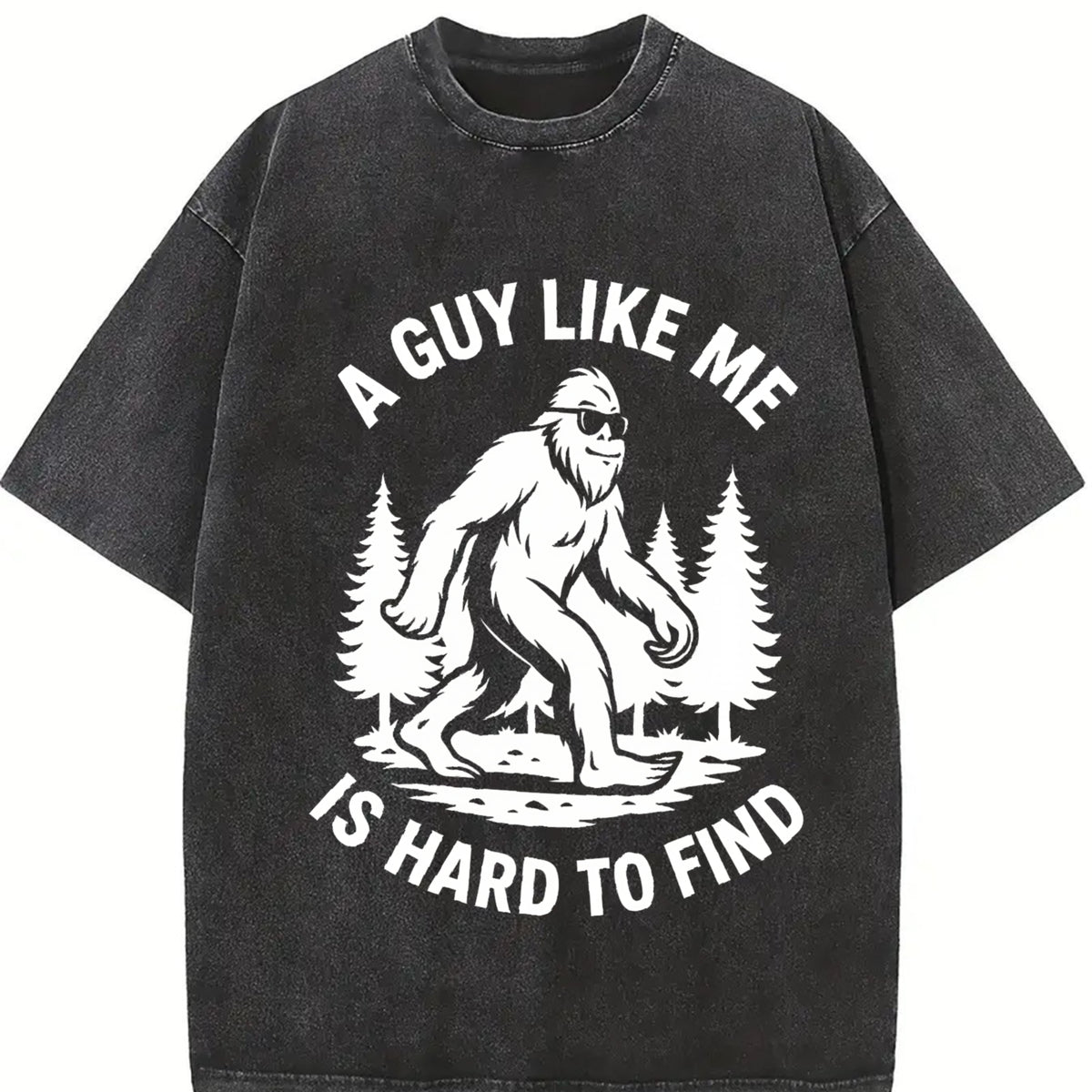 Retro a Guy Like Me Is Hard to Find Vintage Washed T-Shirt in Black
