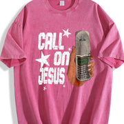 Call on Jesus Flip Phone White Retro Religious Vintage Washed T-Shirt in Red