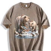 Bears 90s Retro Bear Fishing Wildlife Vintage Washed T-Shirt in Brown