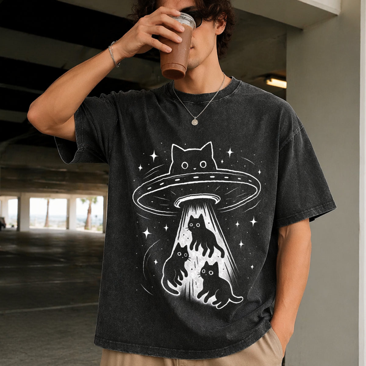 Cat UFO Cute Kitty Space Spaceship Alien Vintage Washed T-Shirt in Black