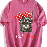 Cat Mom for Cat Lovers-Mothers Day vintage washed oversized T-shirt in Red