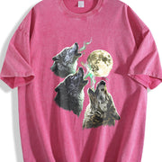 Wolves Howling to Moon 90s Vintage Washed T-Shirt in Red