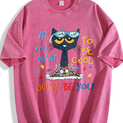 Cartoon Cat Blue-framed Glasses Vintage Washed T-Shirt in Red