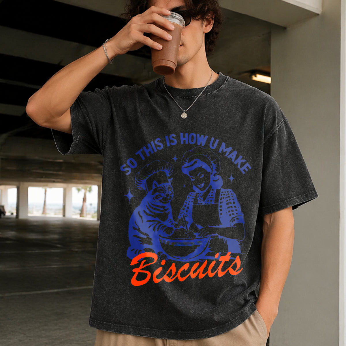 Cat Biscuits Vintage Washed T-Shirt in Black