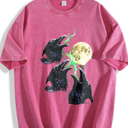 Raven Howling to Moon 90s Vintage Washed T-Shirt in Red