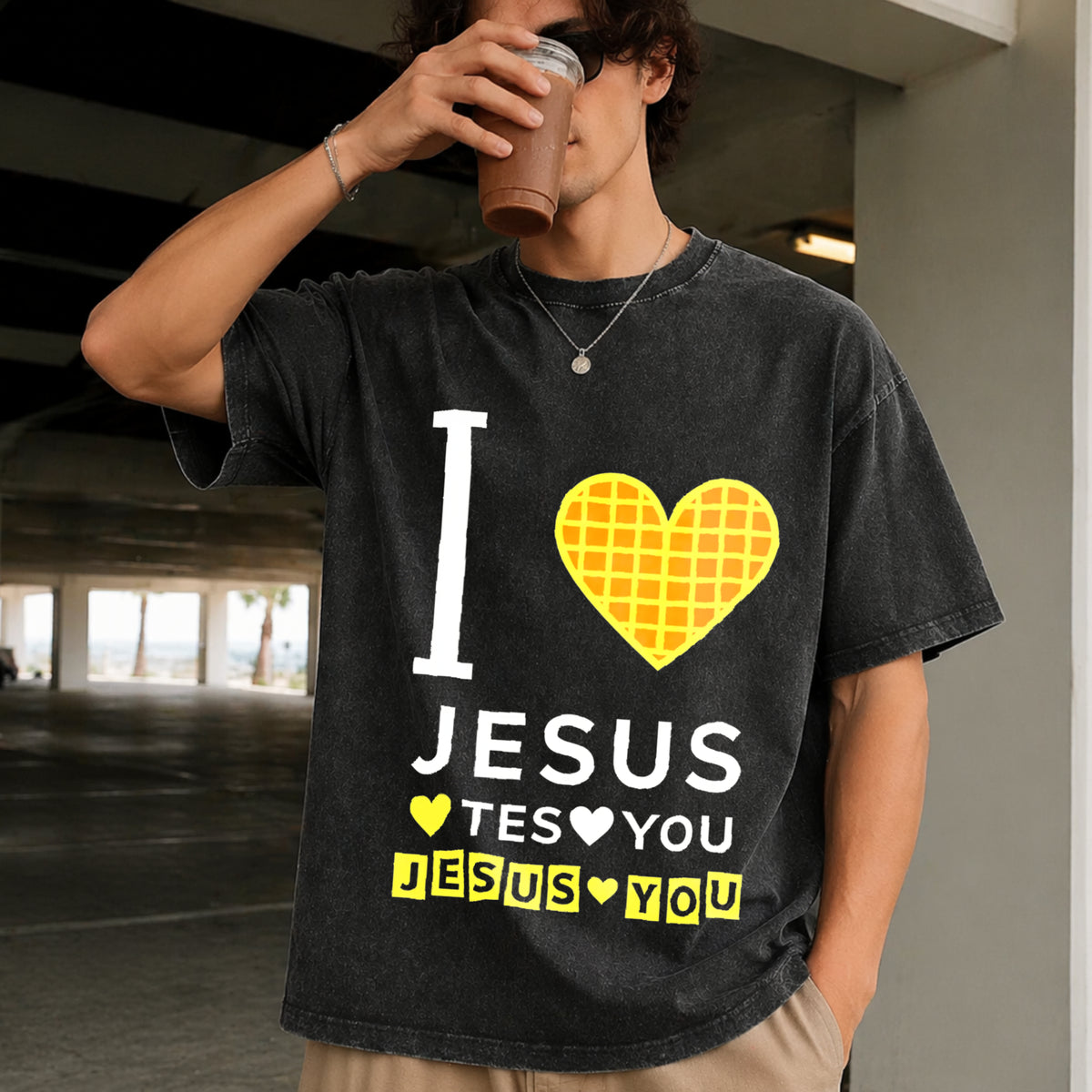 I Love Jesus Yes I Do Vintage Washed T-Shirt in Black