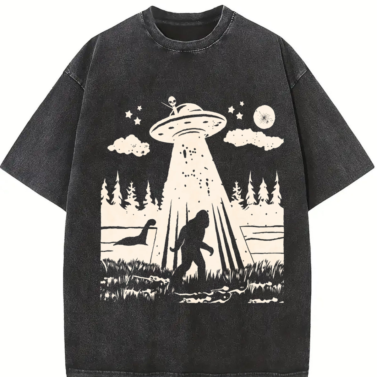 Bigfoot Ufo Retro 90s Vintage Washed T-Shirt in Black
