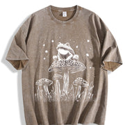 Retro Frog on the Mushroom 90s Vintage Washed T-Shirt in Brown
