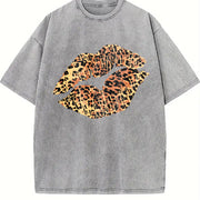 Stylish Leopard - - Soft Warm vintage washed oversized T-shirt in Gray