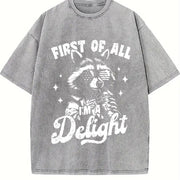 Retro First of All I'm a Delight Raccoon 4th of July 90s Vintage Washed T-Shirt in Gray