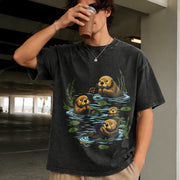 90s Sea Otter Retro Wildlife Vintage Washed T-Shirt in Black