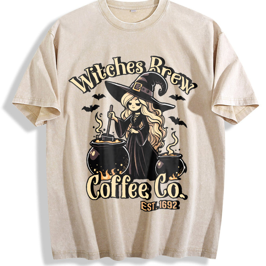 ' Retro Frayed Cuff Bat & Skull for & Halloween Costume Vintage Washed T-Shirt in Beige