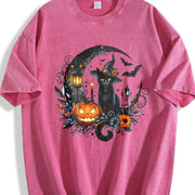 Gothic Witch Black Cat & Bats Vintage Washed T-Shirt in Red