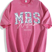 Custom Mrs. Blue Toile Bridal Party Vintage Washed T-Shirt in Red
