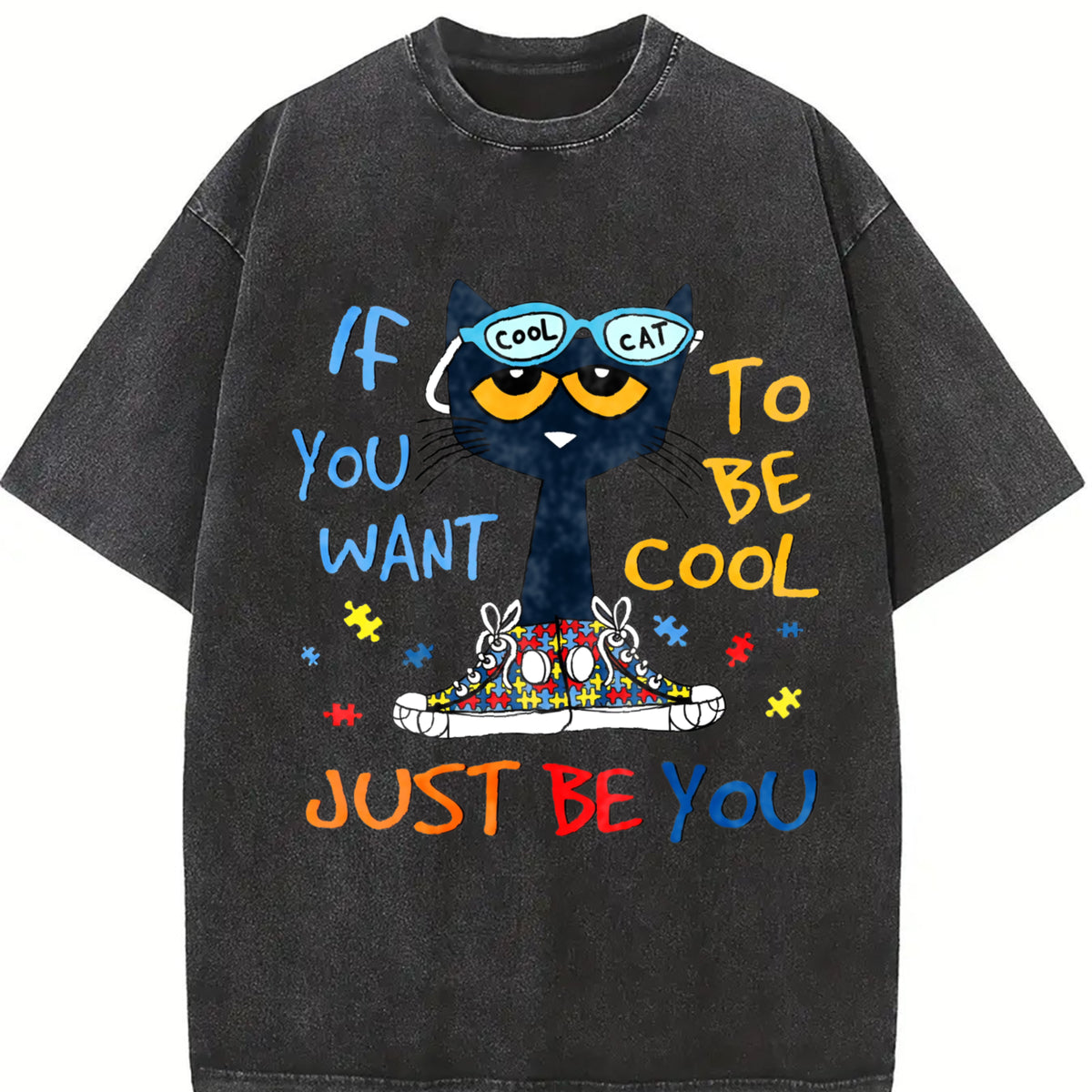 Cartoon Cat Blue-framed Glasses Vintage Washed T-Shirt in Black