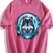 Retro Wolf at the Moon Vintage Washed T-Shirt in Red